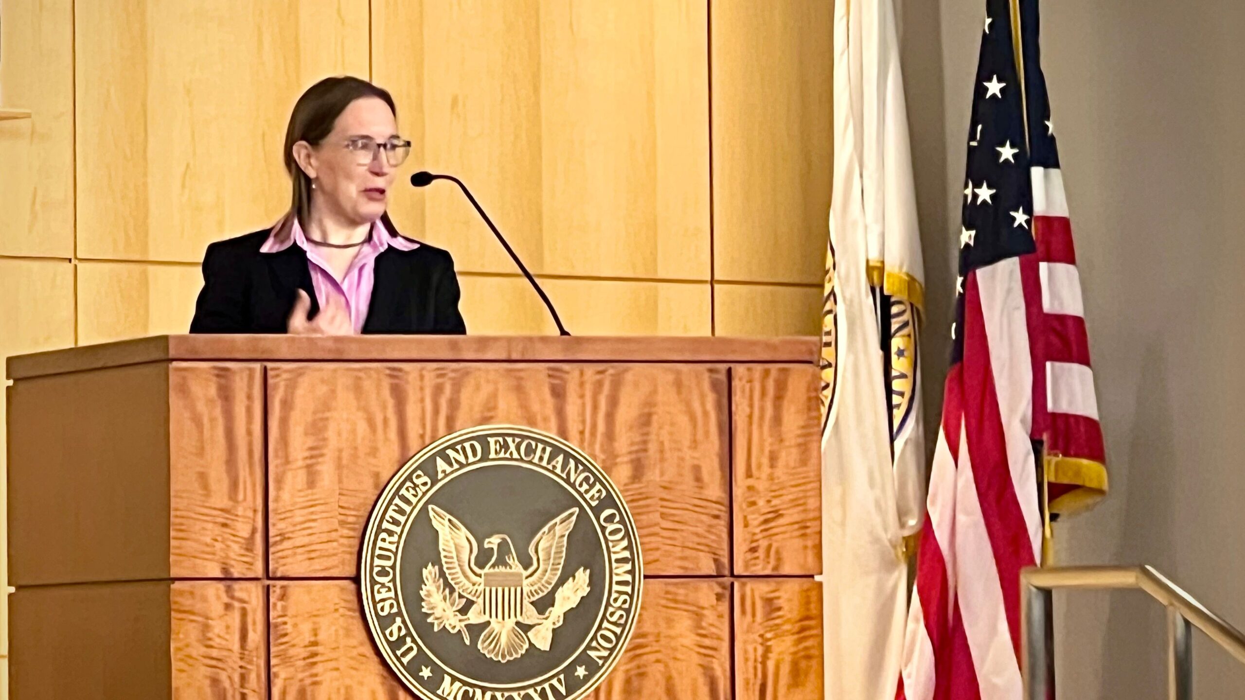 U.S. SEC’s Crypto Trading Roundtable Delves Into Easing Path for Platforms