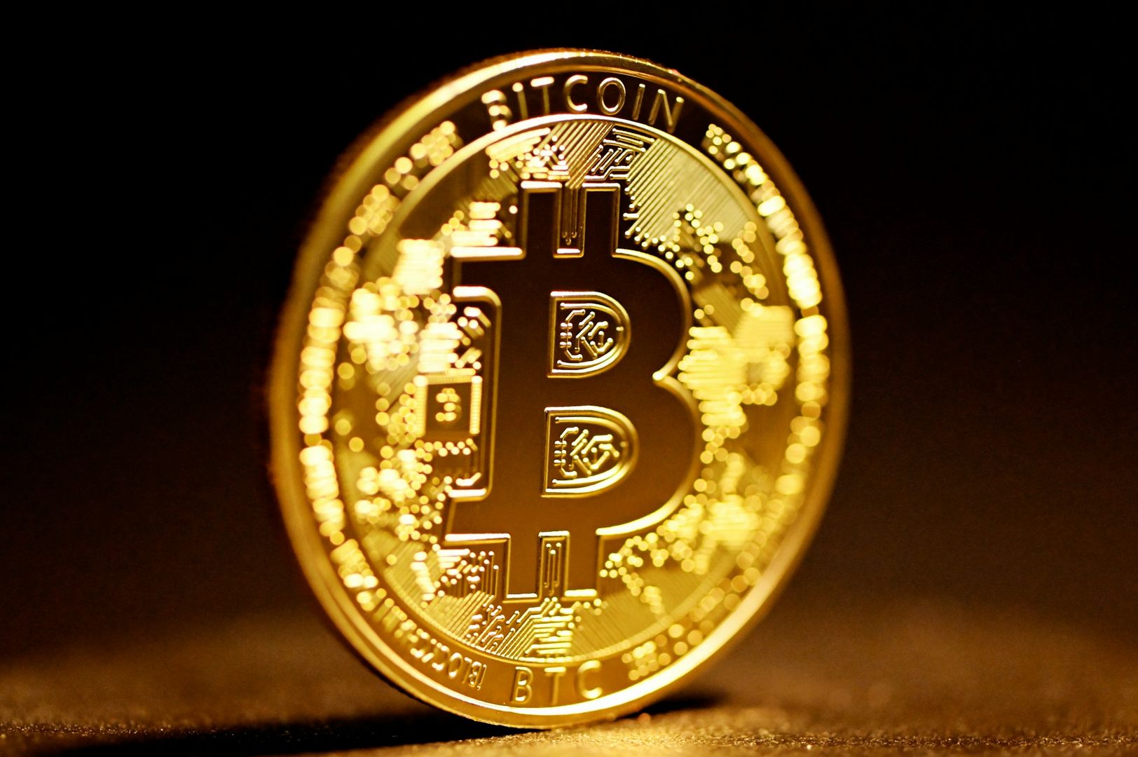 The End of Bitcoin Maximalism